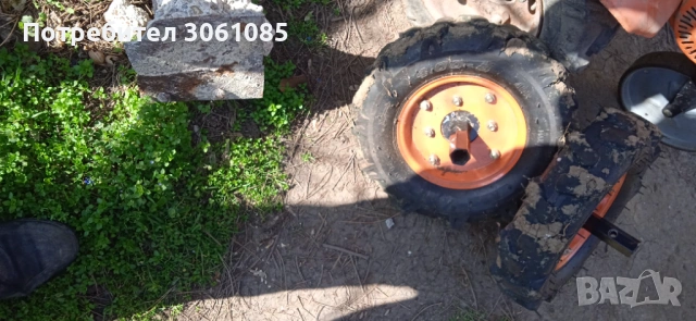 гуми джанти и полооски за мото фреза, снимка 2 - Гуми и джанти - 53836737