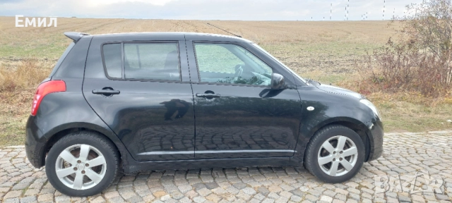 Продавам Suzuki Swift 1,3i Газ-бензин 93000 км., снимка 2 - Автомобили и джипове - 52034111