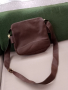 Дамска чанта от естествена кожа, кафява с регулируема дръжка+ още една чанта от естествена кожа 