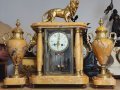 19 век-Портален френски каминен часовник-жълт мрамор и бронзов лъв, снимка 1 - Стенни часовници - 44327363