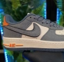 Маратонки Nike Air Force 1 - сиво с оранжево, снимка 3
