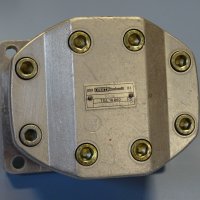 Хидромотор ORSTA 32/16 TGL 10860 hydraulic motor, снимка 5 - Резервни части за машини - 41490994