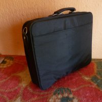 Маркова чанта за лаптоп "Targus", снимка 2 - Лаптоп аксесоари - 41375513