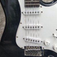 Китара тип Fender Stratocaster , снимка 4 - Китари - 41853824