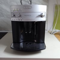 Кафе автомат Delonghi Magnifica , снимка 1 - Кафемашини - 44181785