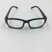 One Power Zoom самонастройващи се очила , снимка 1 - Слънчеви и диоптрични очила - 44652388