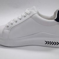 Дамски спортни обувки 2755 в бяло, снимка 3 - Кецове - 34602455