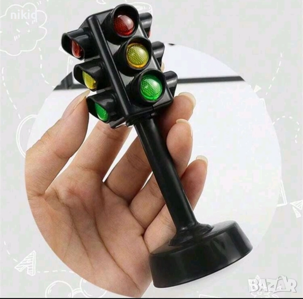Светофар пластмасов фигурка пластмасова топер за игра украса декор торта пътен знак пътни знаци, снимка 1