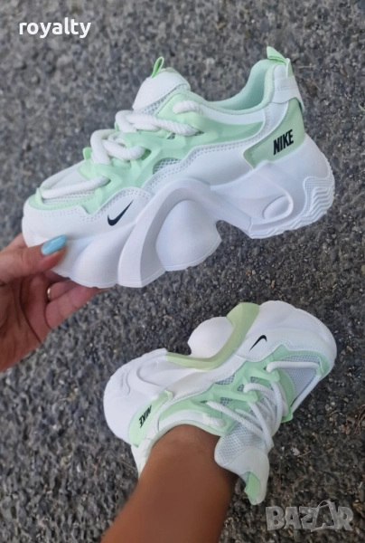 Nike дамски маратонки , снимка 1