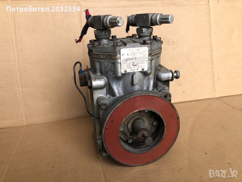 Мерцедес 280SE 300SE компресор за климатик W108 W110 W111 W112 W116, снимка 1