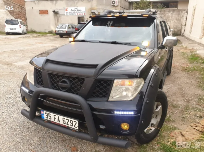 Преден декоративен капак Nissan Navara D40, снимка 1
