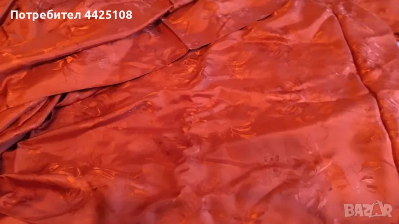 Сатениран плат от соца юрганско лице , снимка 1