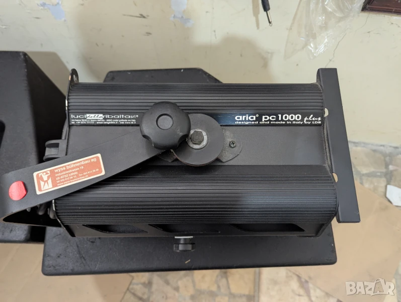 Театрални прожектори LDR Aria PC 1000 Plus черен, снимка 1