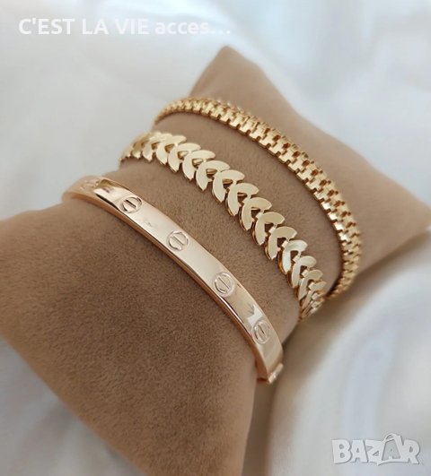 Set of 3 gold colored bracelets..., снимка 1