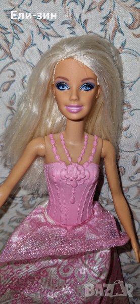 прекрасна, оригинална кукла Барби, принцеса, снимка 1