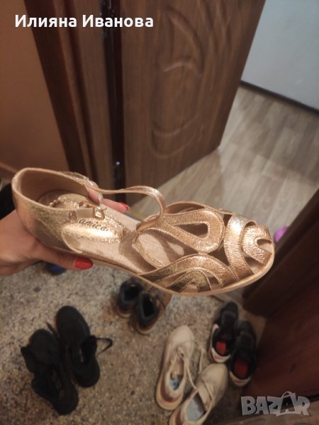 Златисти сандали 39, снимка 1