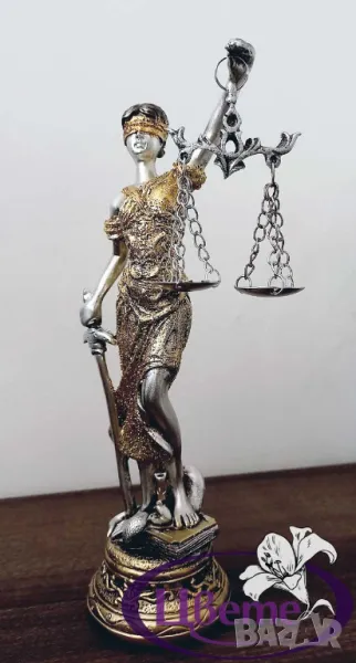 Статуетка - Темида, снимка 1