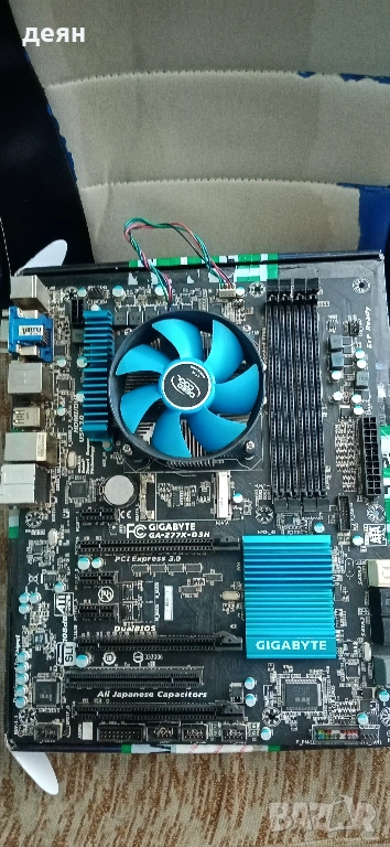 Продавам Дъно gigabyte ga-z77x-d3h, снимка 1