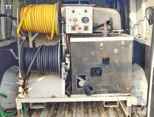 Професионален агрегат за почистване и промиване на канали и тръби