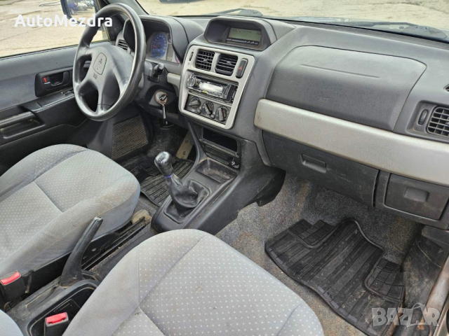 Mitsubishi Pajero Pinin  1.8i 4x4 klima, Джип, снимка 2 - Автомобили и джипове - 44524319