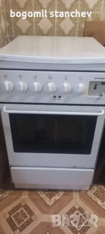 Privileg Готварска печка с 4 котлона фурна с вентилатор, снимка 8 - Печки, фурни - 49736676