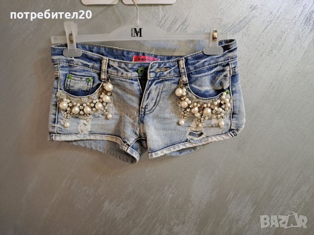 Къси дънки с перли и камъни