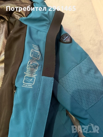 Оригинално дамско яке Армани , снимка 4 - Якета - 52581054