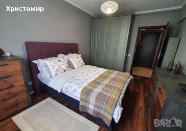 Тристаен апартамент под наем в Младежки хълм