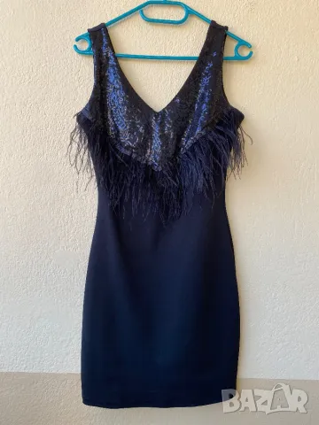 Рокля XS, снимка 2 - Рокли - 49427682