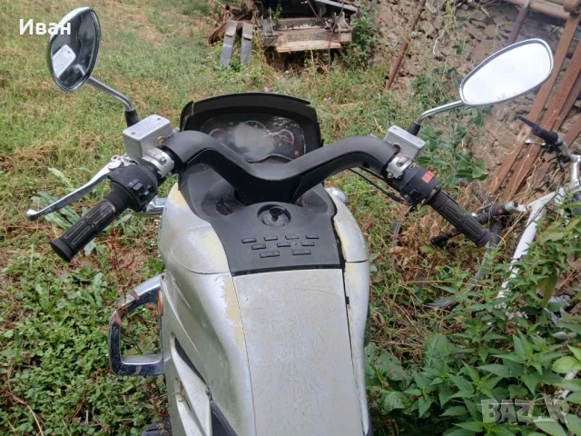 Продавам Кимко 250 2002 цял или на части, снимка 5 - Части - 51430337