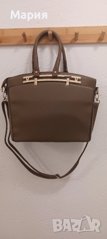 Дамска чанта , снимка 2 - Чанти - 52668197
