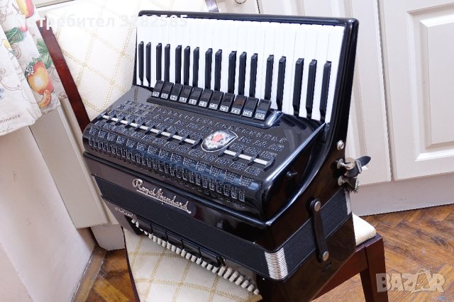 Акордеон Роял Стандард Метеор 120 баса, снимка 6 - Акордеони - 41695959