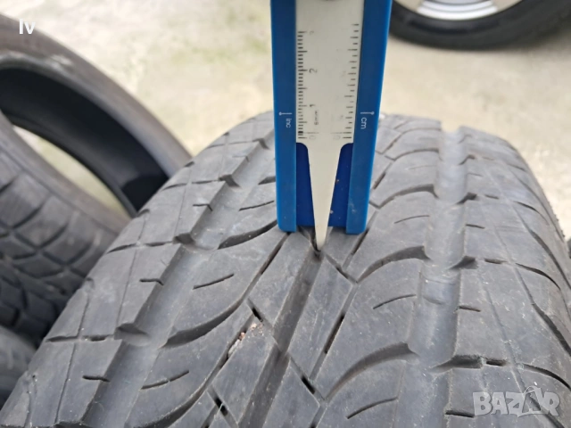 Летни гуми 205/65/15 - 2 бр, снимка 2 - Гуми и джанти - 53575568