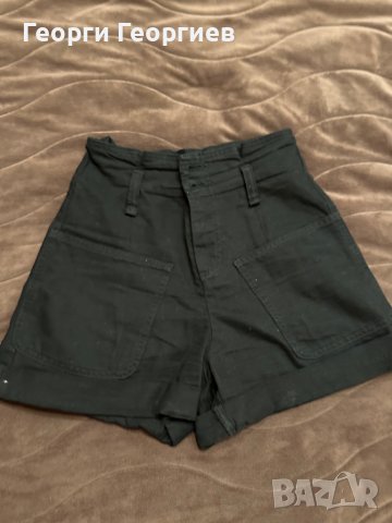 Уникални дънкови панталонки Bershka, снимка 2 - Къси панталони и бермуди - 41536397