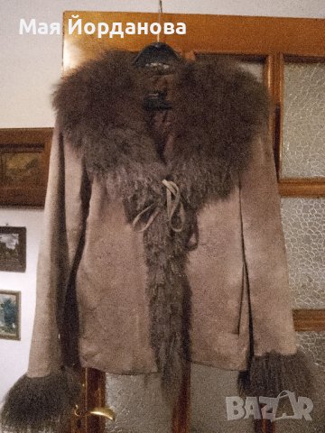 Цена 30 лв. Велурено яке с богата яка от лама., снимка 5 - Якета - 43989847