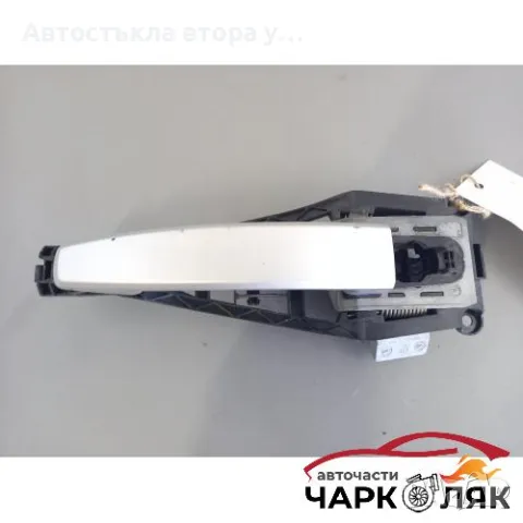 Дръжка врата предна дясна външна Опел Астра Н кабрио, снимка 1