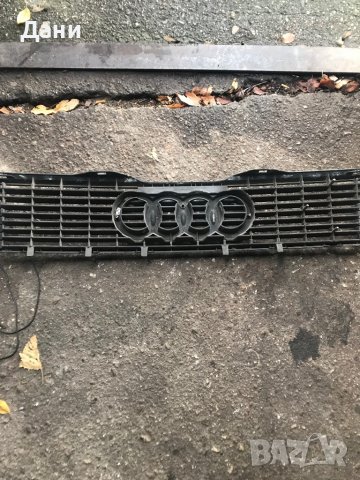 Предна решетка за АУДИ80, снимка 2 - Аксесоари и консумативи - 38876261