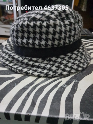 маркова зимна шапка пепит