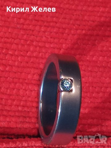 МОДЕН ТИТАНИЕВ ПРЪСТЕН НЕРЪЖДАЕМ с ЮВЕЛИРНО ФАСЕТИРАН СИН ЦИРКОНИЙ 22481