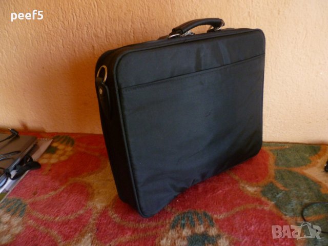 Маркова чанта за лаптоп "Targus", снимка 2 - Лаптоп аксесоари - 41375513