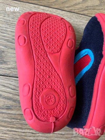 Нови пантофки два модела с размер 23, снимка 2 - Детски пантофи - 31853091