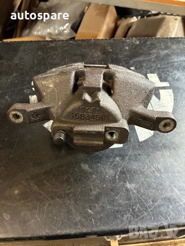 Преден ляв спирачен апарат. Jeep Wrangler 3. III. Джип Вранглер. 16834501. , снимка 2 - Части - 53466680
