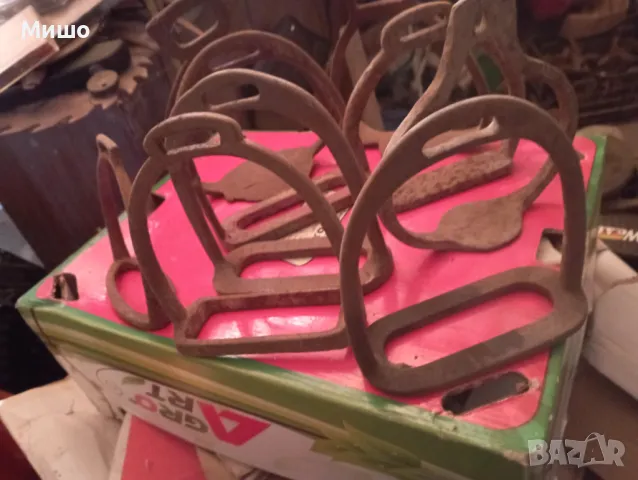 Продавам разни старинни предмети , снимка 17 - Други ценни предмети - 48235835