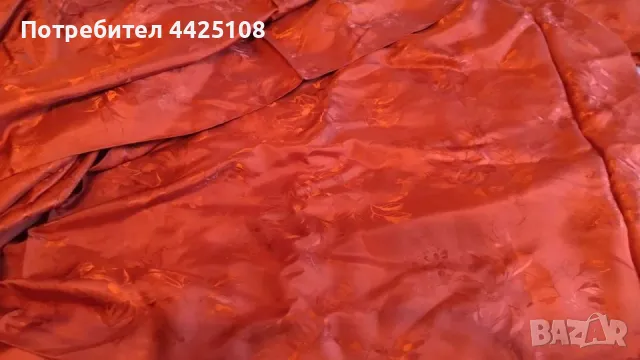 Сатениран плат от соца юрганско лице 