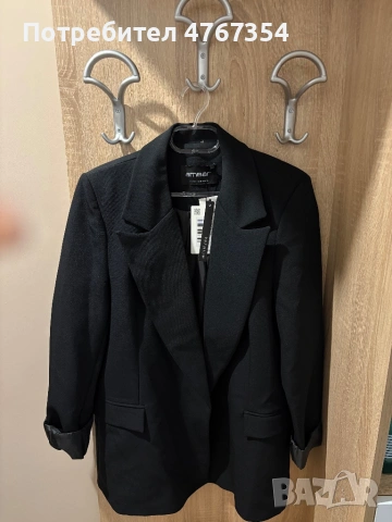 Дамско черно сако 