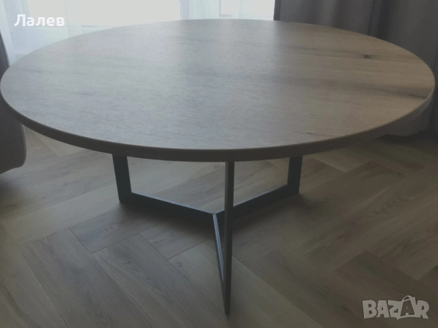 Кръгла холна масичка в дървесен десен , снимка 2 - Маси - 52732849