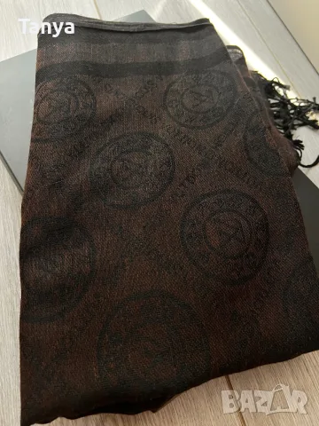 Шал Louis Vuitton, снимка 2 - Шалове - 55852663