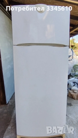 Продавам хладилник Indesit. Височина 180, широчина 70 и дълбочина 60см, снимка 2 - Хладилници - 52254730