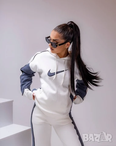 дамски екипи Nike , снимка 9 - Спортни екипи - 51163815