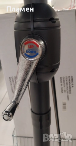 Сгъваем градински чадър ветроустойчив в сив цвят с ръчен механизъм, диаметър 2.7 м 6 спици сив цвят, снимка 4 - Градински мебели, декорация  - 53721439